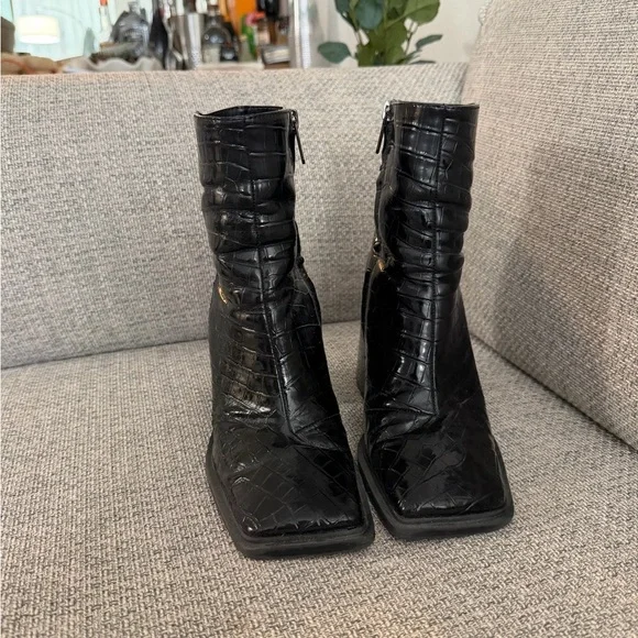 Circus by Sam Edelman Square Toe Boots - Picture 2 of 11